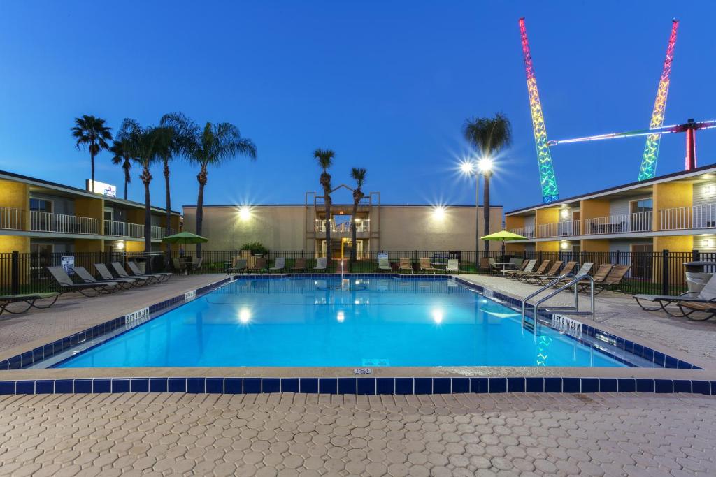 Celebration Suits - Sun Tours Orlando